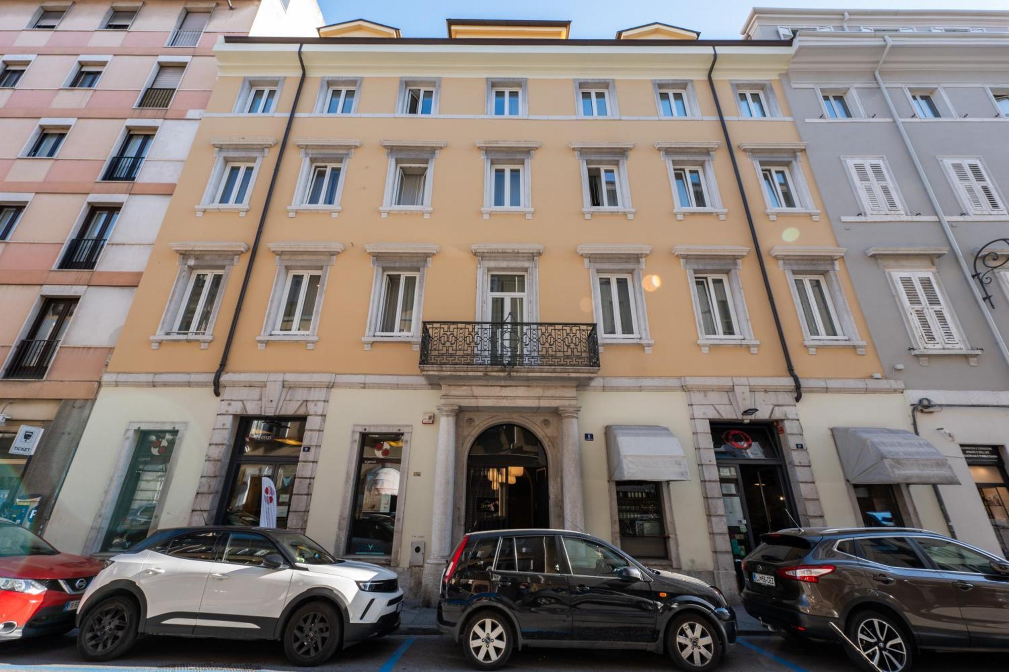 Maria Cristina Boutique Rooms Trieste Exteriör bild